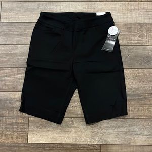 Women’s Slimsation Walking Golf Shorts size 12